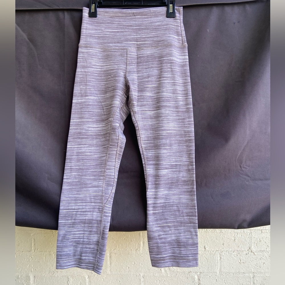 LuluLemon Align Leggings 23” Cropped in Heather Purple/Gray. Size 6.